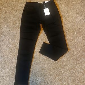Rich black Kancan pants, Estilo